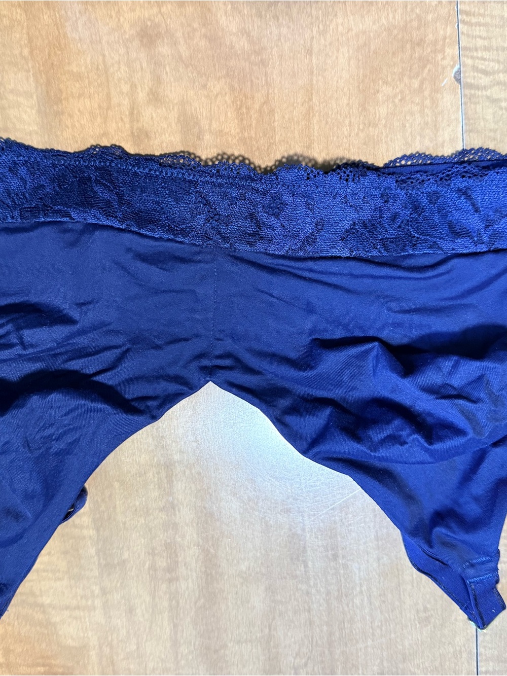 Soma Navy Blue No Underwire and Unpadded Bra - Size Medium (154)